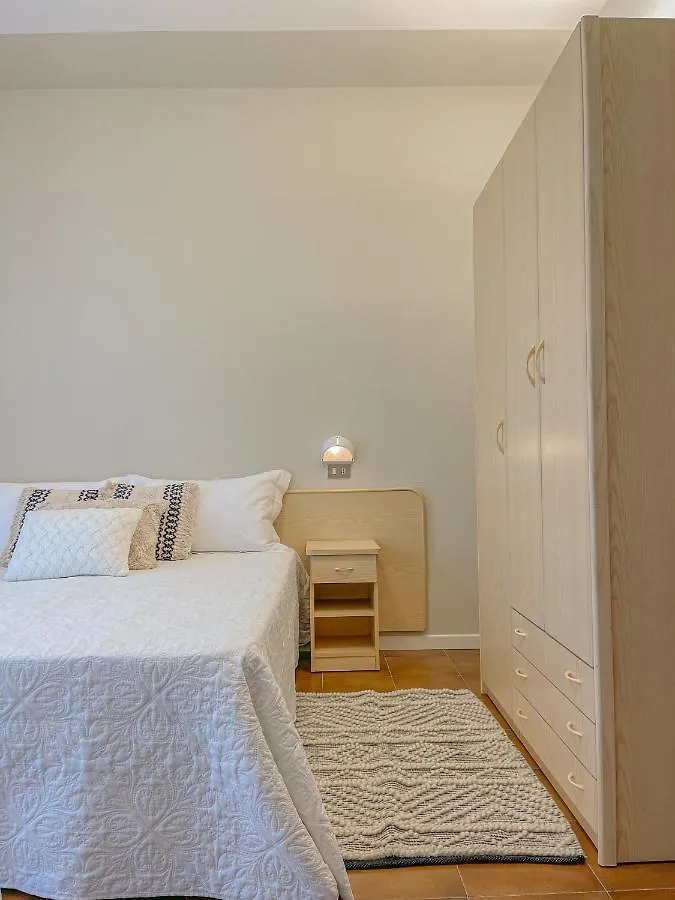 Couette-café Americana Beach House Rimini